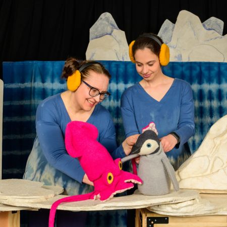 Barefoot Puppet Theater presents: New Squid on the Block
